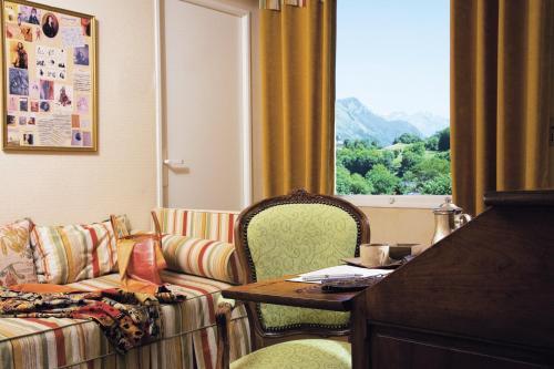 Hotel Le Viscos Saint-Savin  部屋 写真
